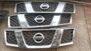 БАМПЕР ПЕРЕДНИЙ   И РЕШЕТКА РОДИАТОРА НА  Nissan Pathfinder  R51  2005